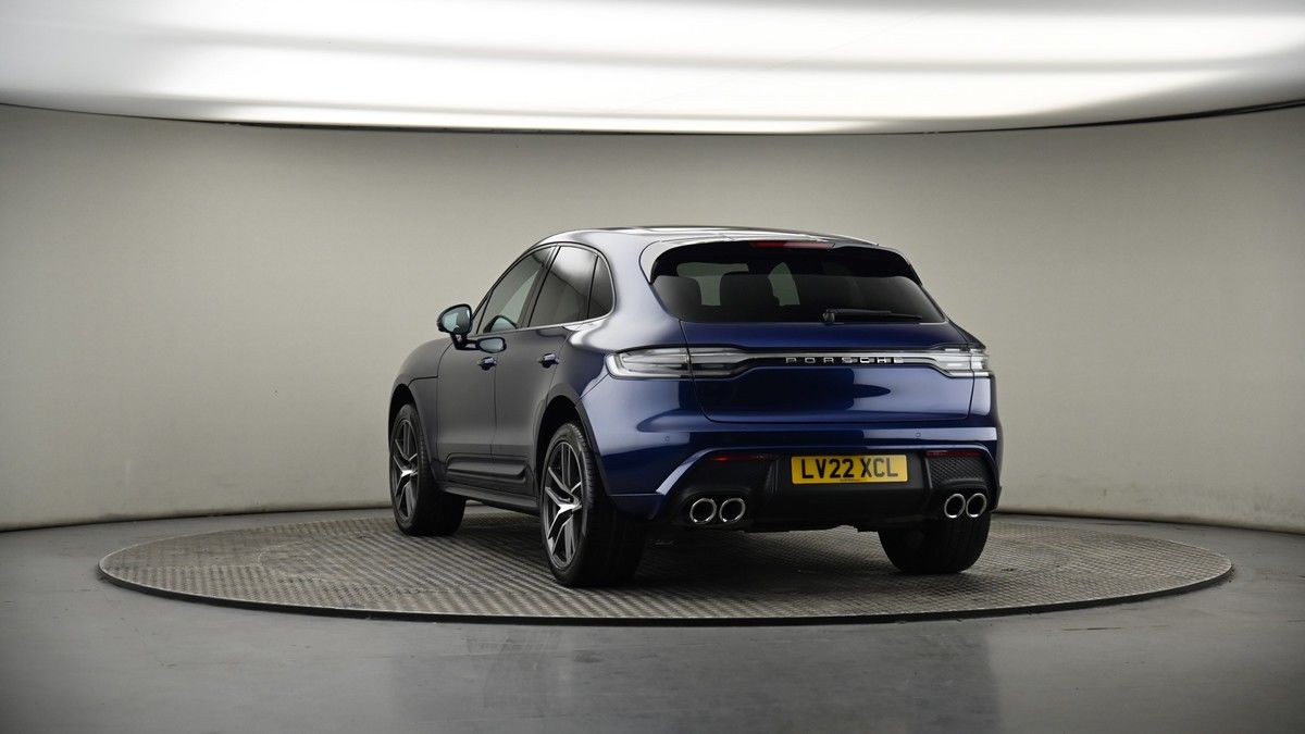 More views of Porsche Macan