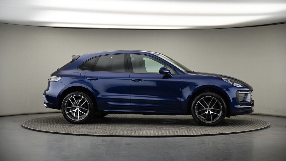 More views of Porsche Macan