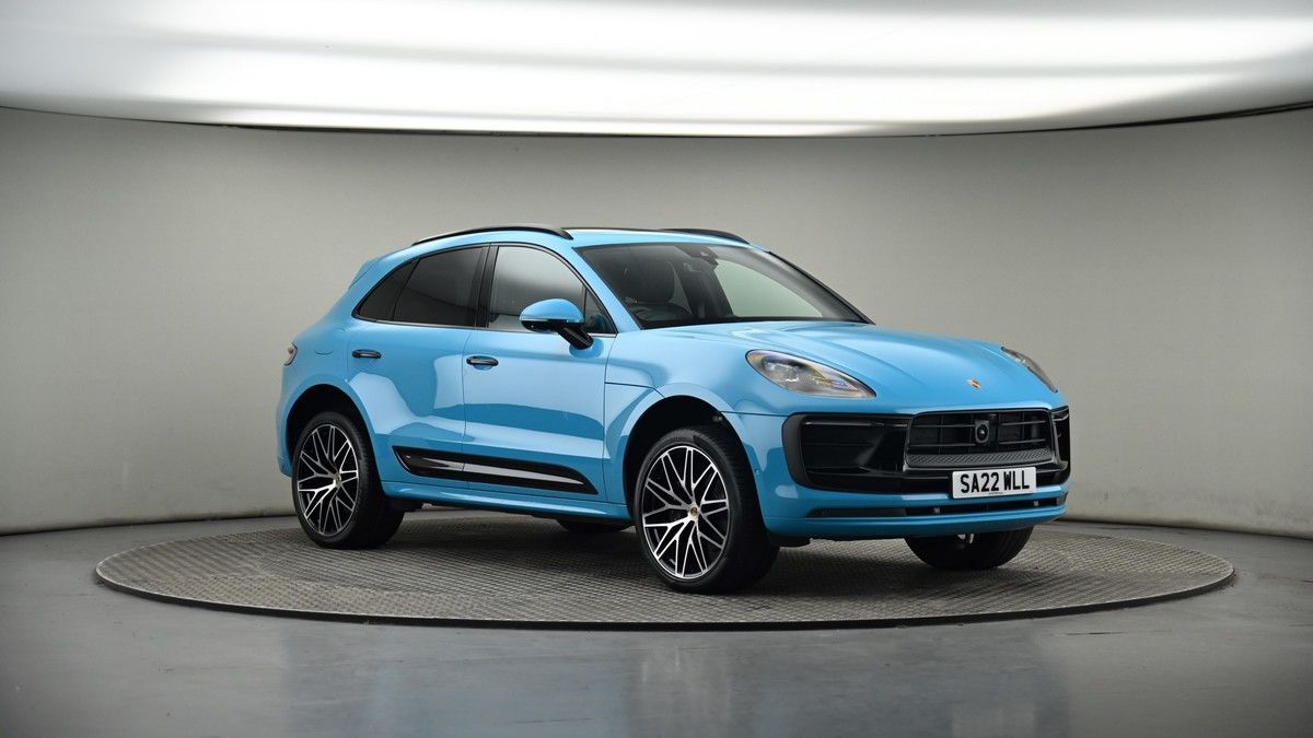 More views of Porsche Macan