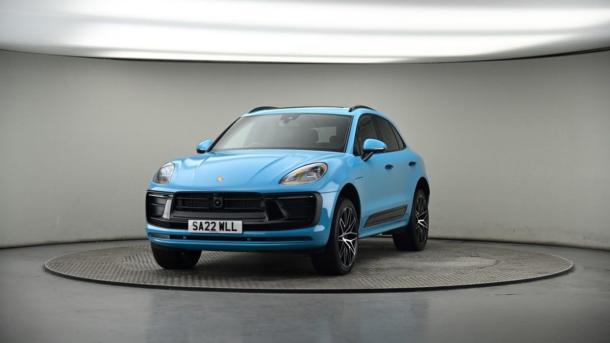 More views of Porsche Macan