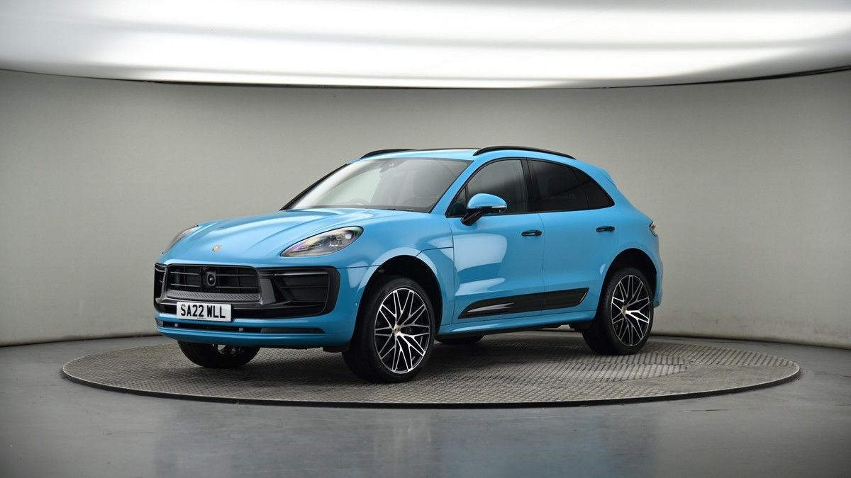 More views of Porsche Macan