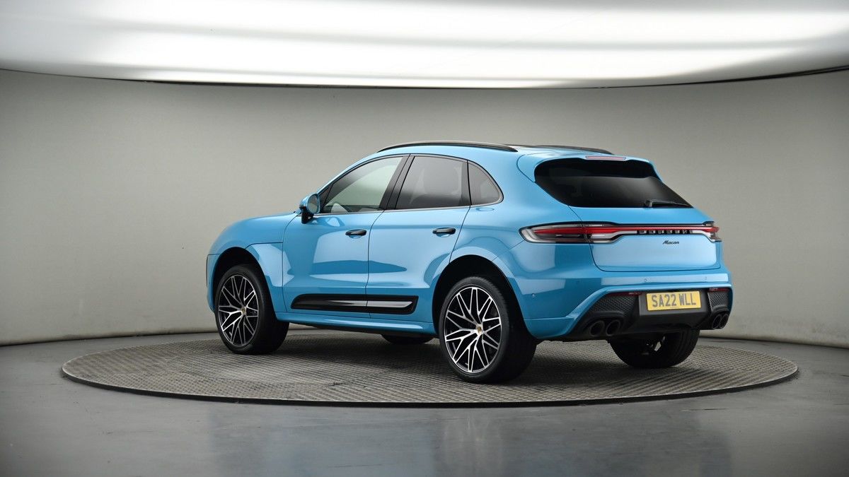 More views of Porsche Macan