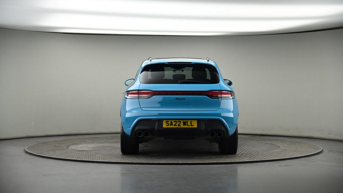 Porsche Macan Image 17