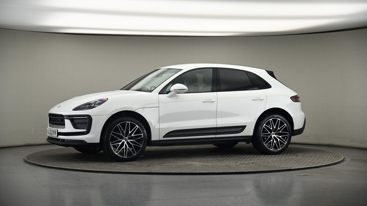 More views of Porsche Macan