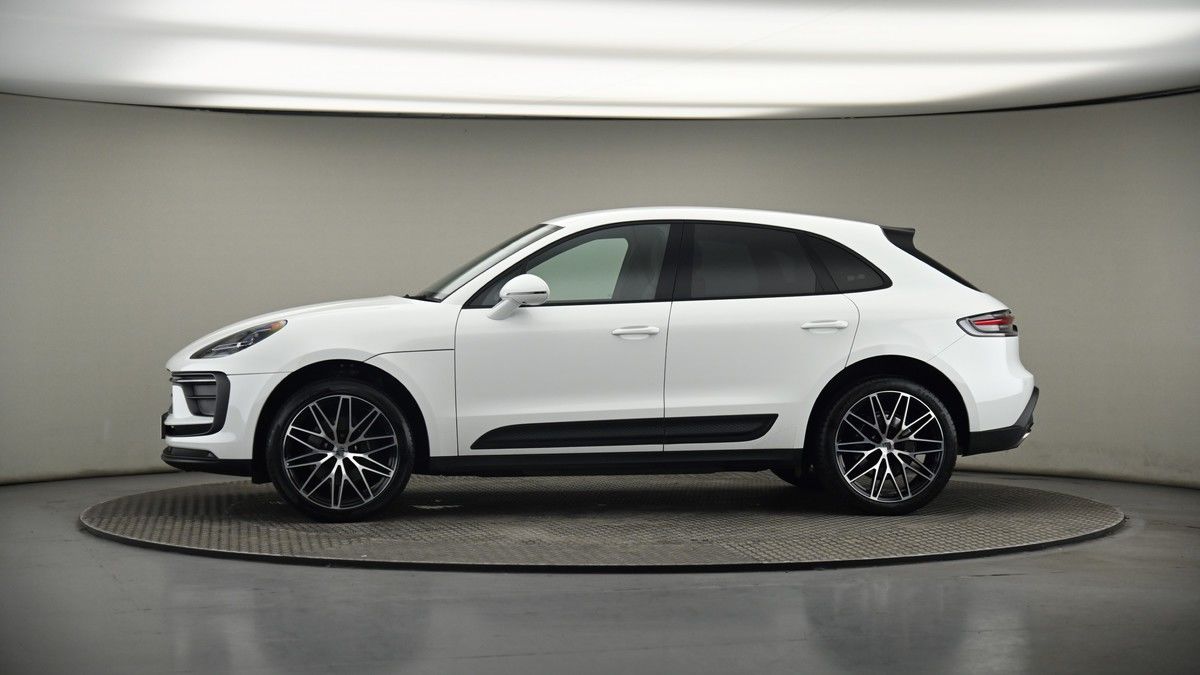 More views of Porsche Macan