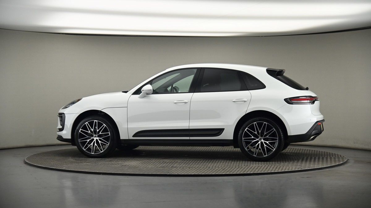 More views of Porsche Macan