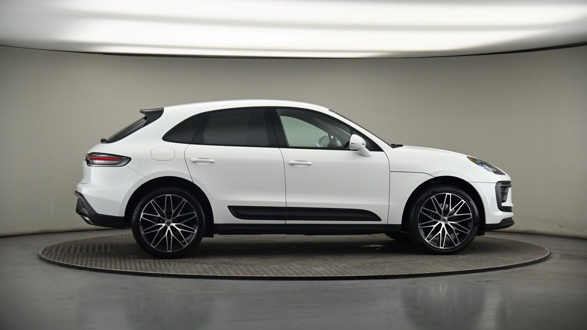 More views of Porsche Macan