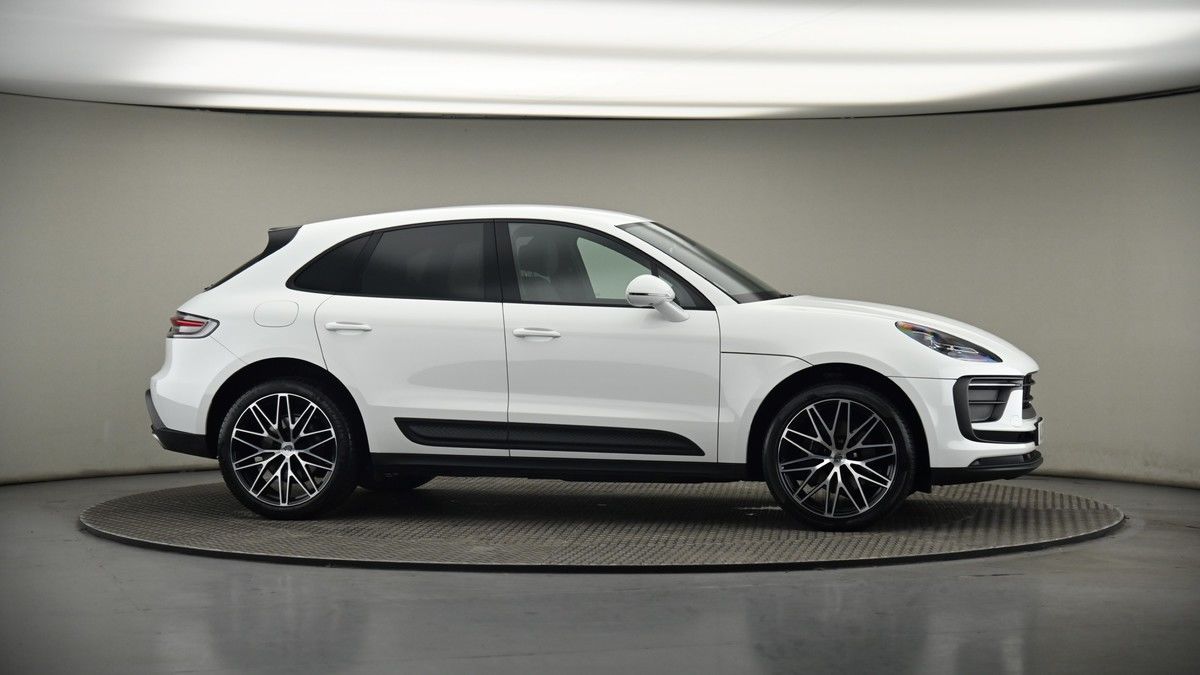 More views of Porsche Macan