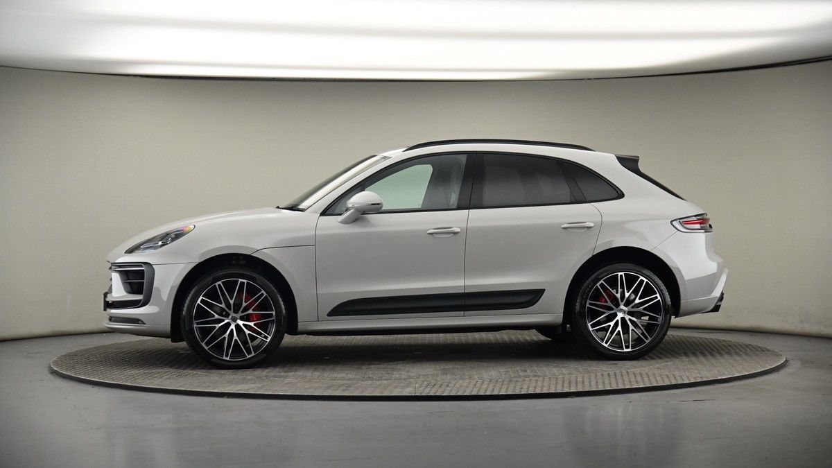 More views of Porsche Macan
