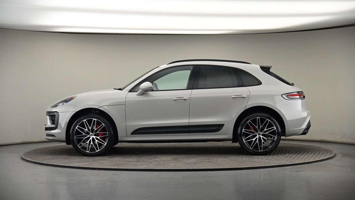 Porsche Macan Image 19