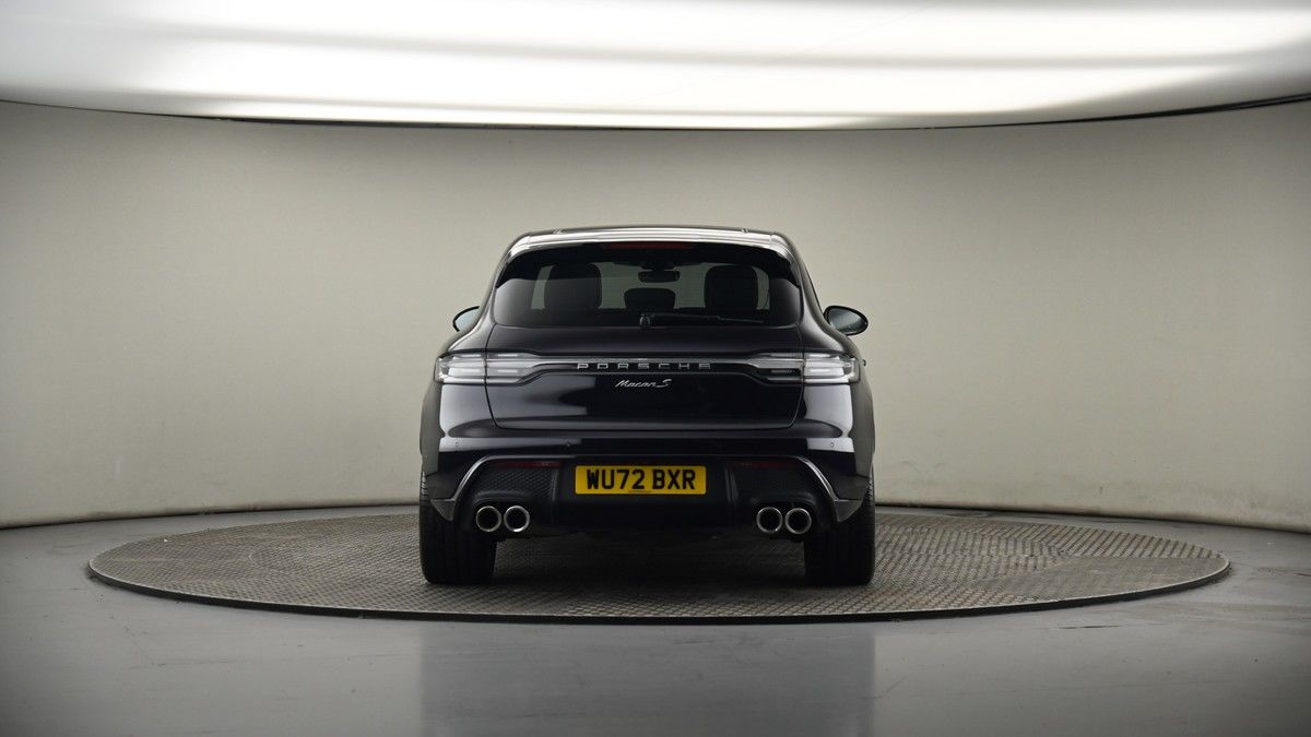 Porsche Macan Image 17