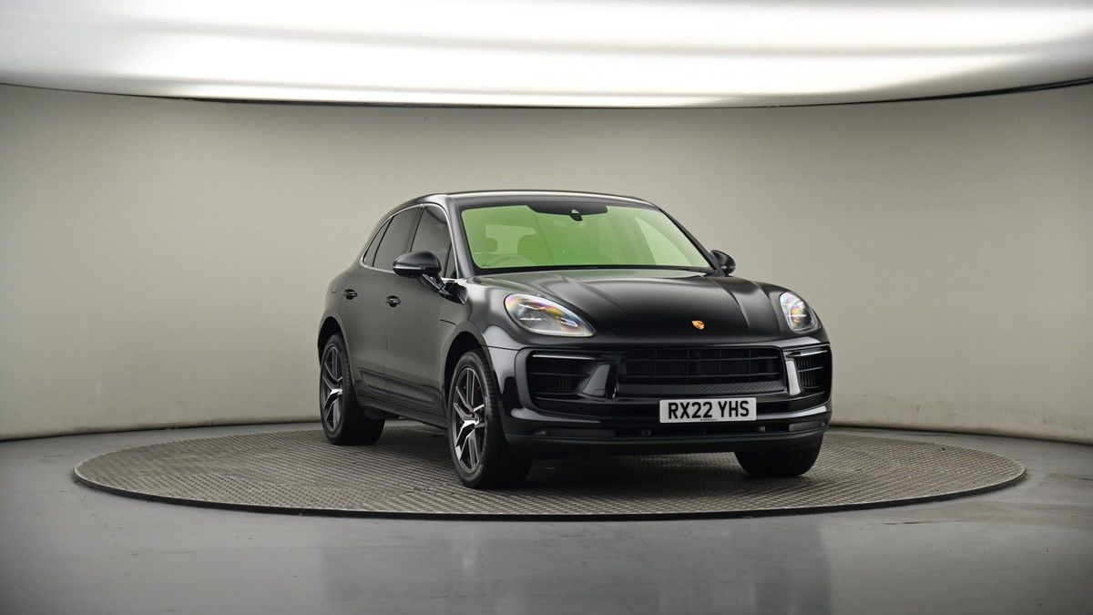More views of Porsche Macan