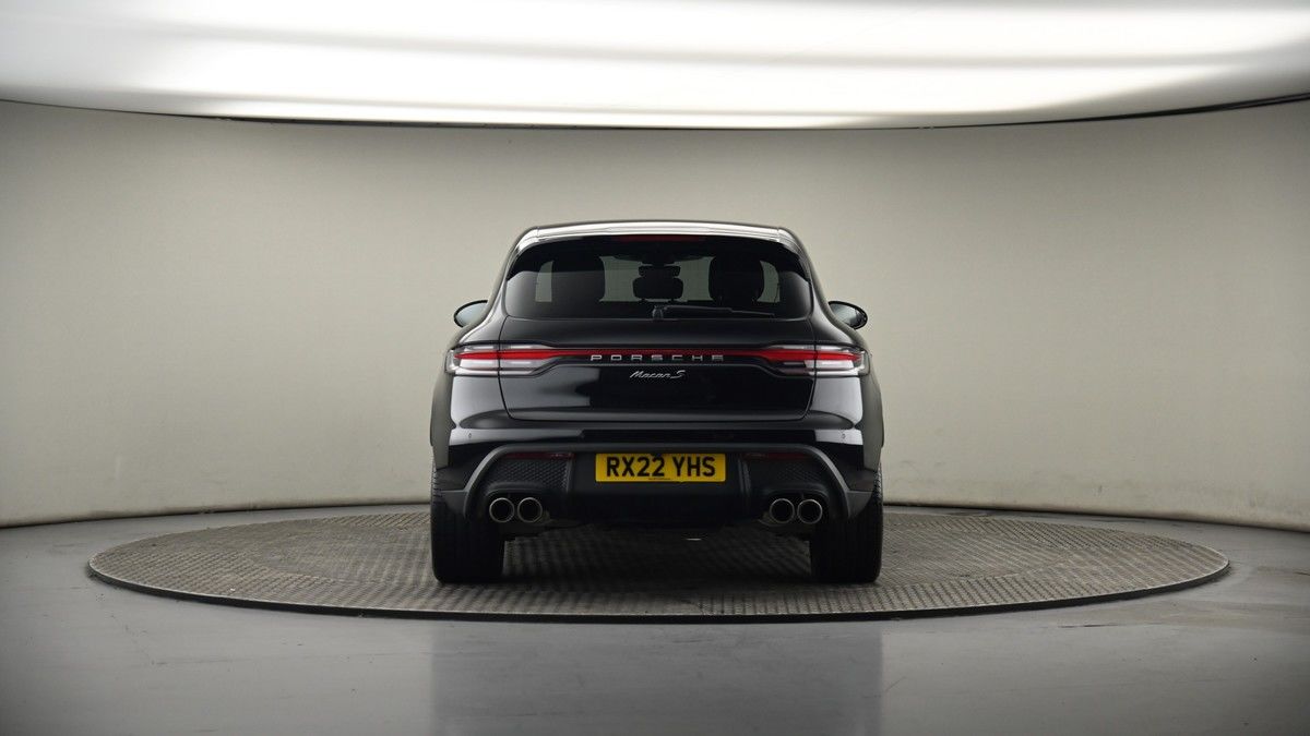 Porsche Macan Image 17