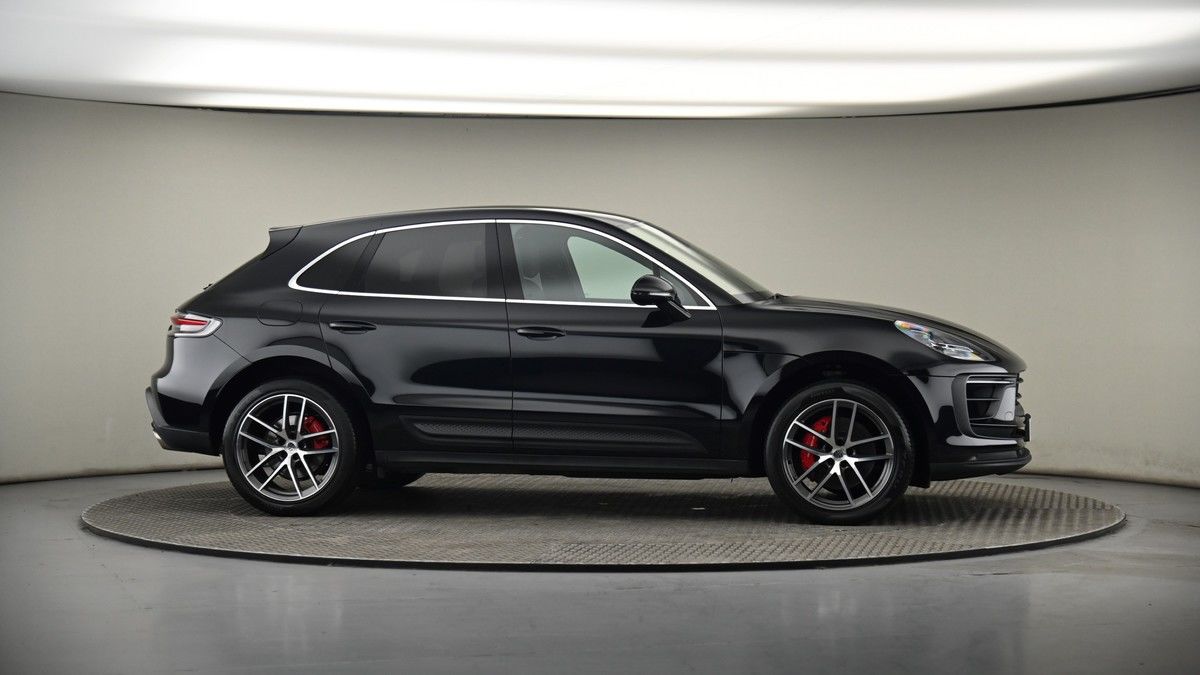 More views of Porsche Macan