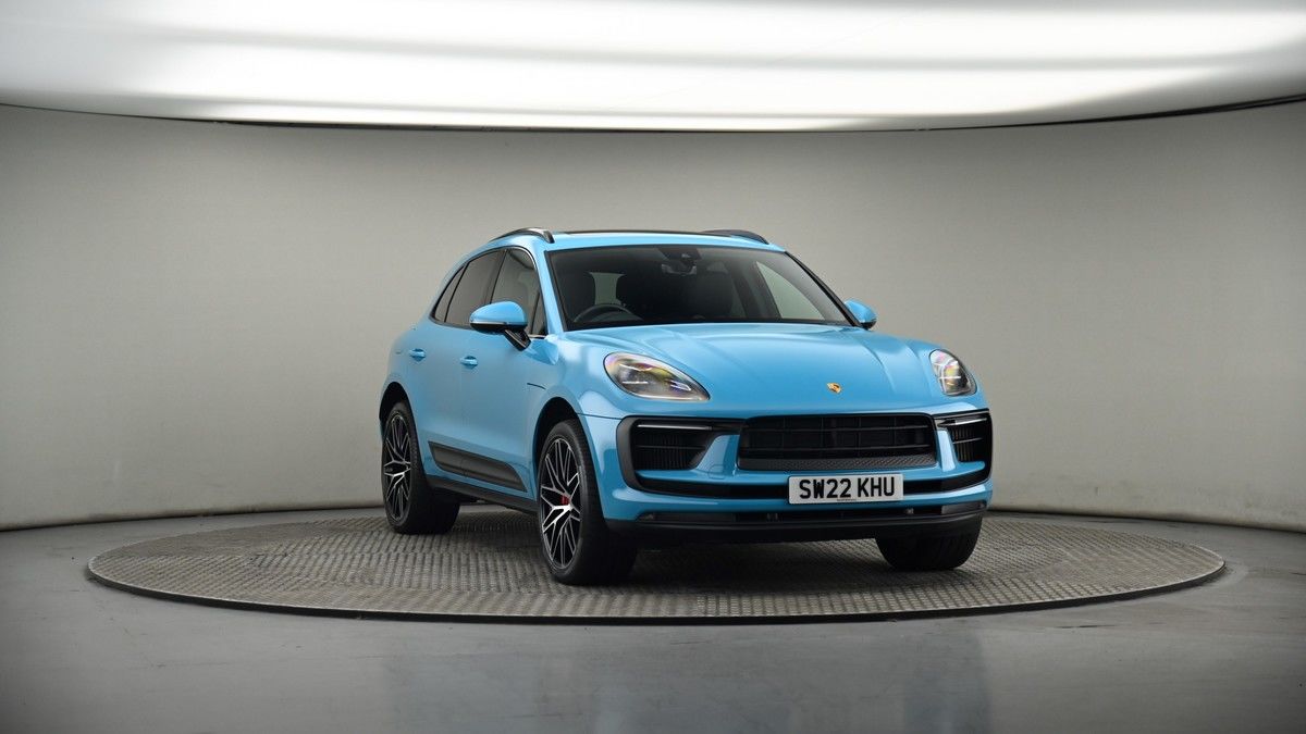 More views of Porsche Macan