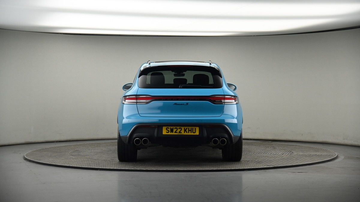 Porsche Macan Image 17