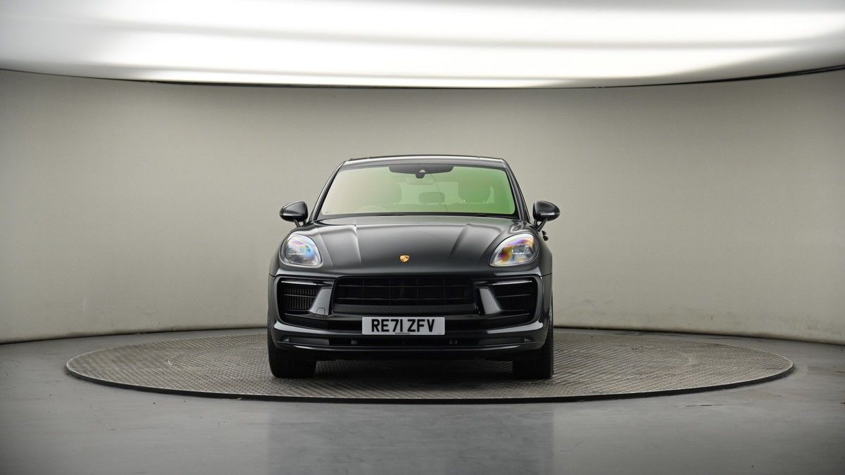 Porsche Macan Image 18
