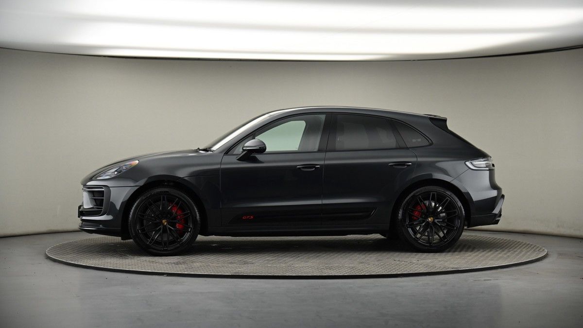 More views of Porsche Macan