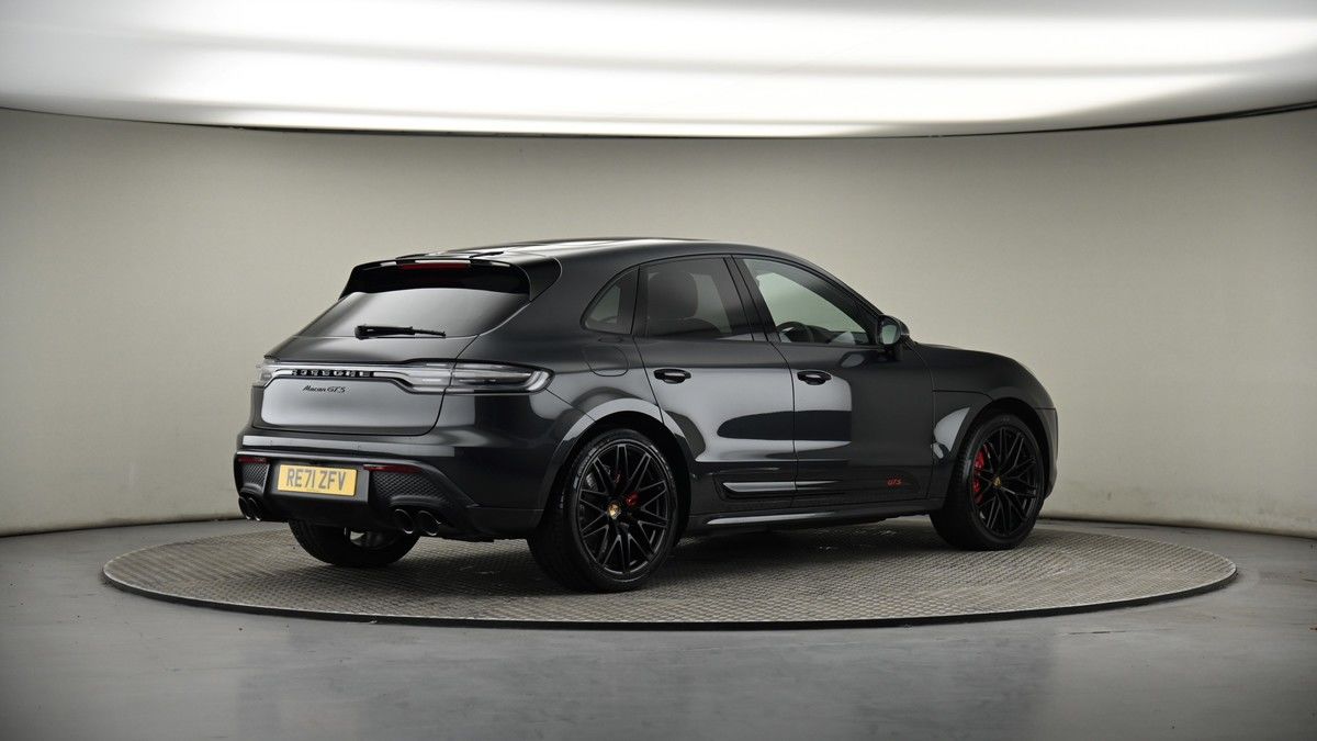 Porsche Macan Image 7