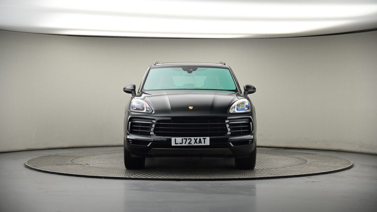 Porsche Cayenne Image 18
