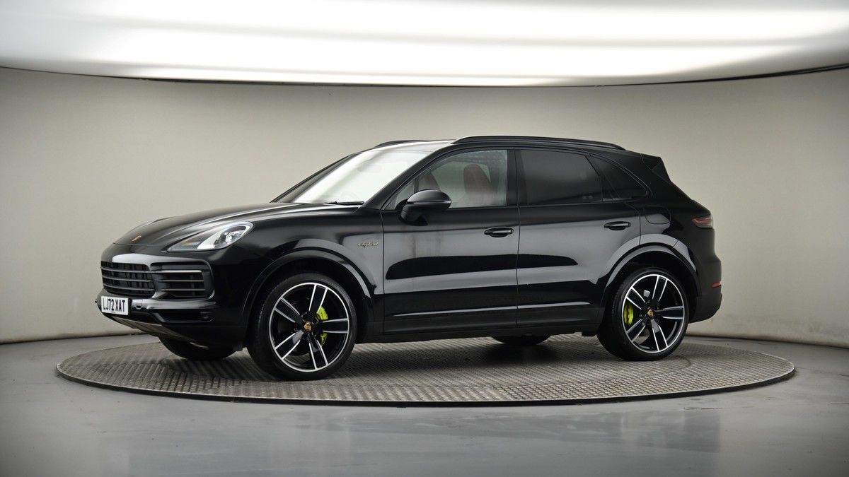 More views of Porsche Cayenne