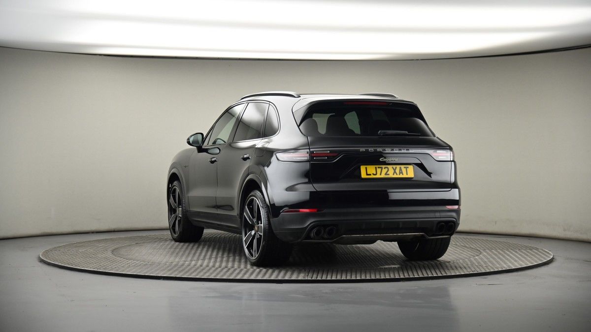 More views of Porsche Cayenne