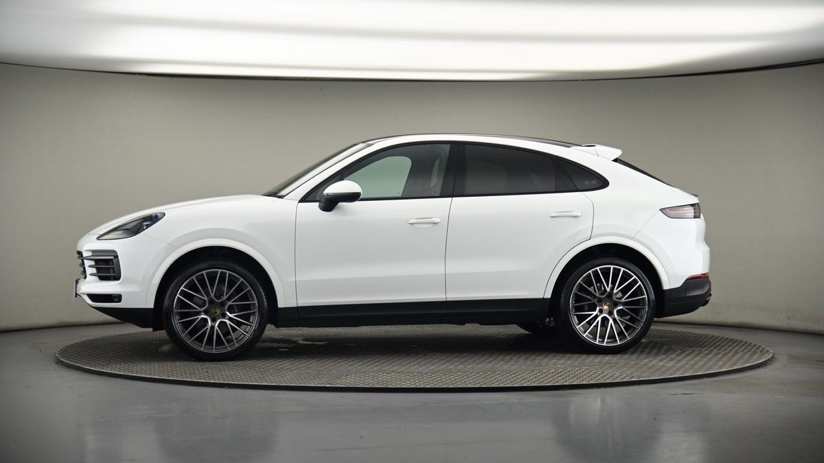 More views of Porsche Cayenne