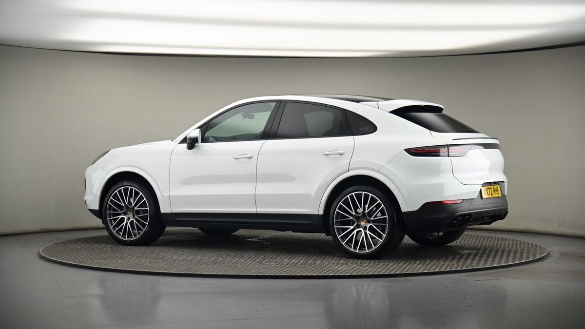 More views of Porsche Cayenne