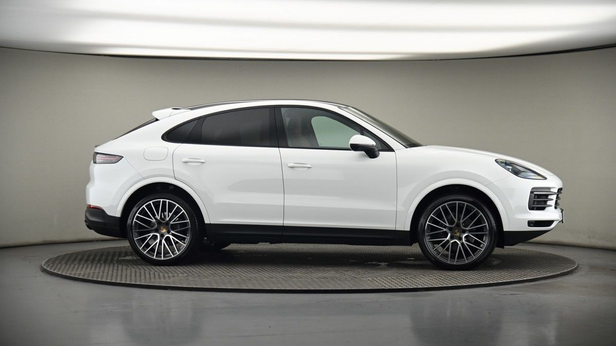More views of Porsche Cayenne