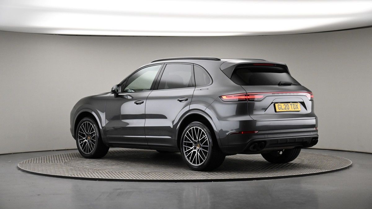More views of Porsche Cayenne