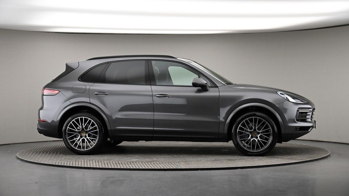 More views of Porsche Cayenne