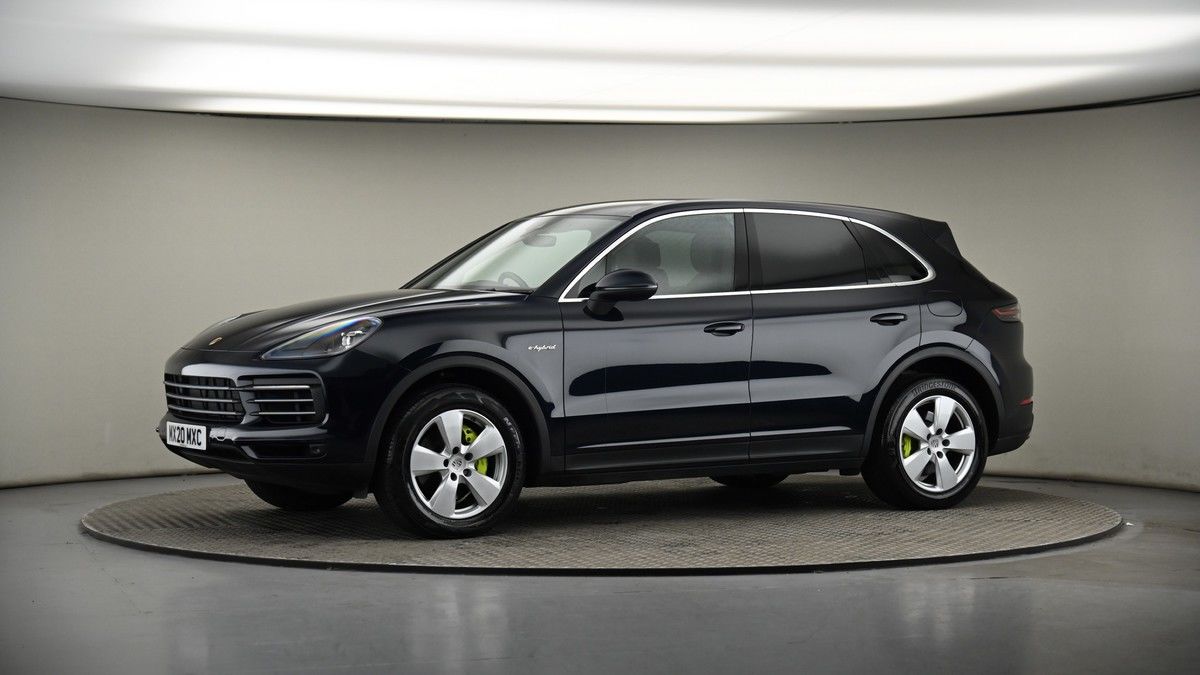 More views of Porsche Cayenne