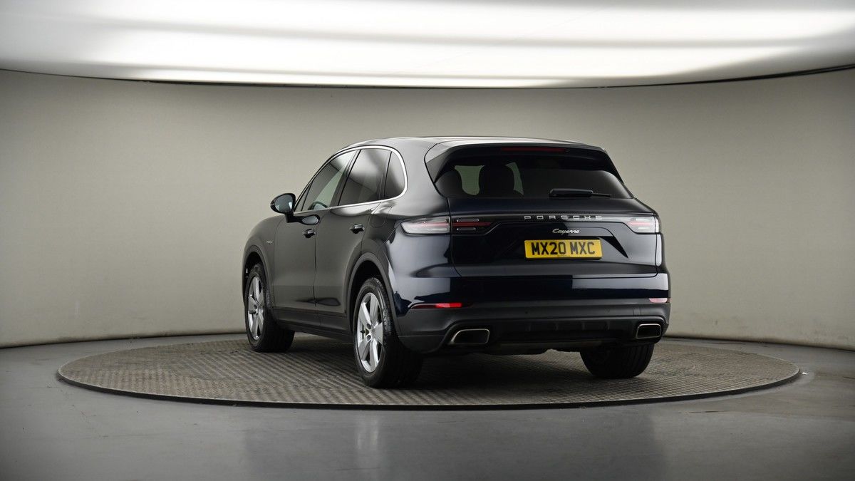 More views of Porsche Cayenne