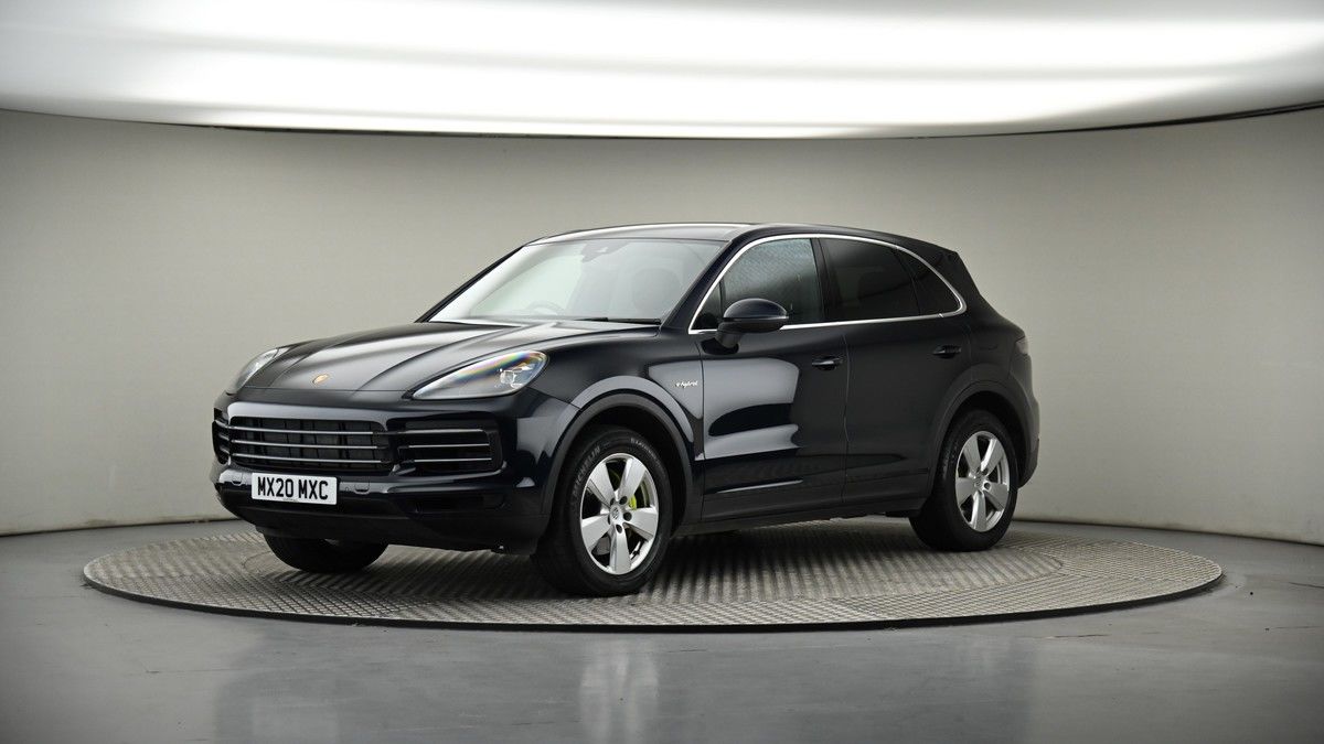 More views of Porsche Cayenne