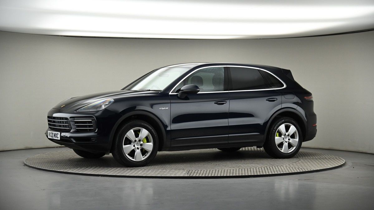 More views of Porsche Cayenne