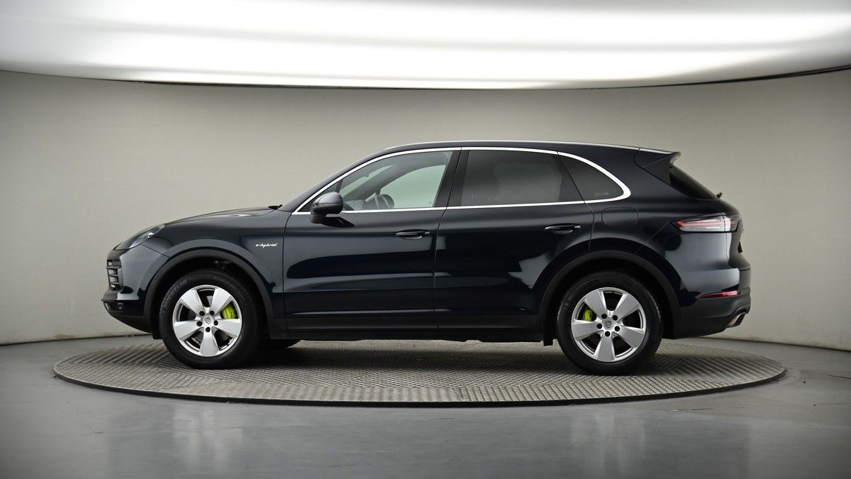 More views of Porsche Cayenne