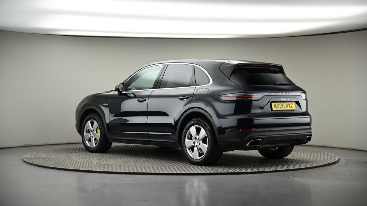 More views of Porsche Cayenne