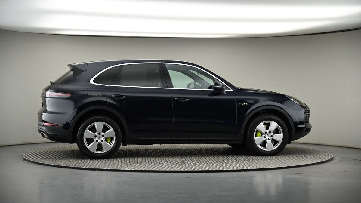 More views of Porsche Cayenne