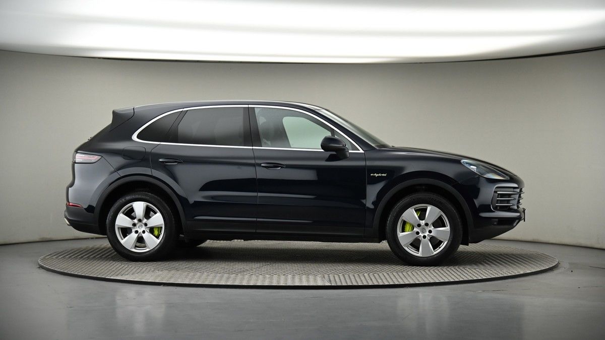 More views of Porsche Cayenne