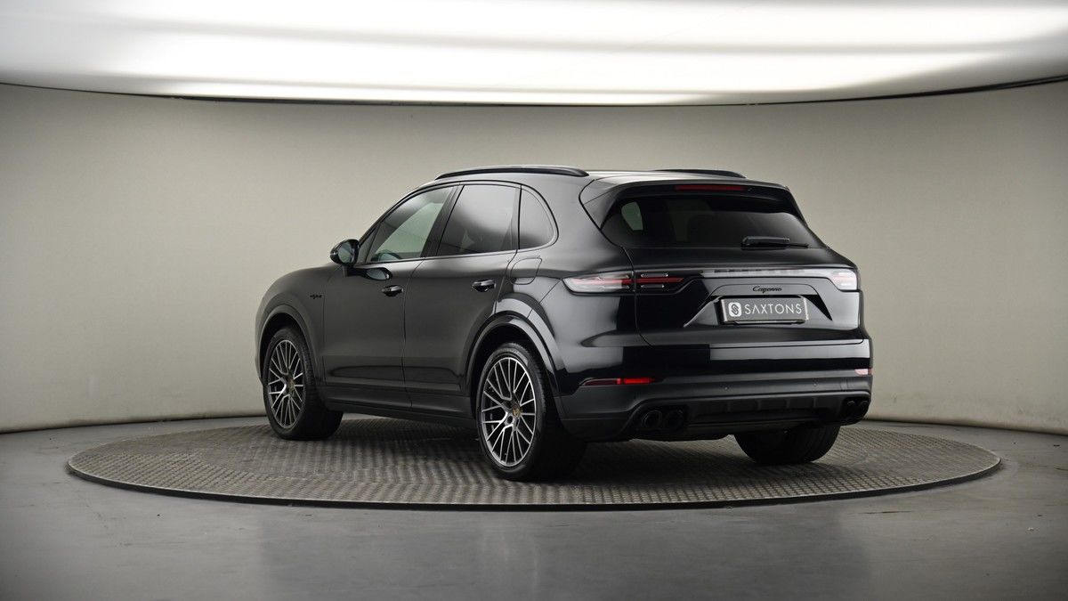 More views of Porsche Cayenne