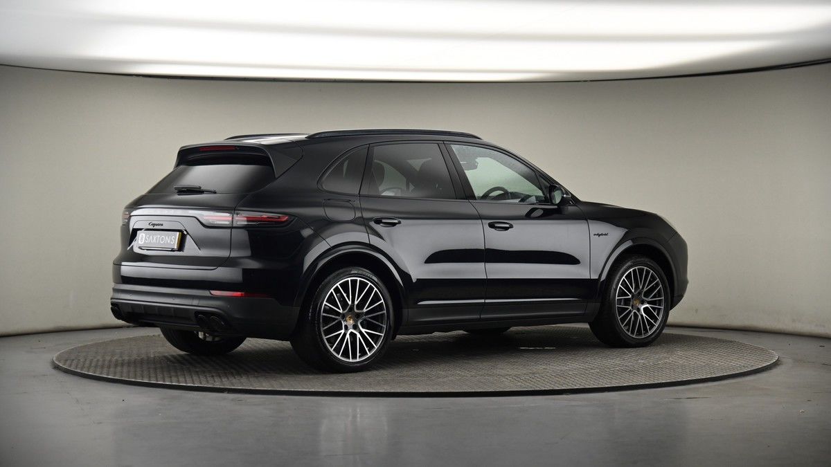 More views of Porsche Cayenne