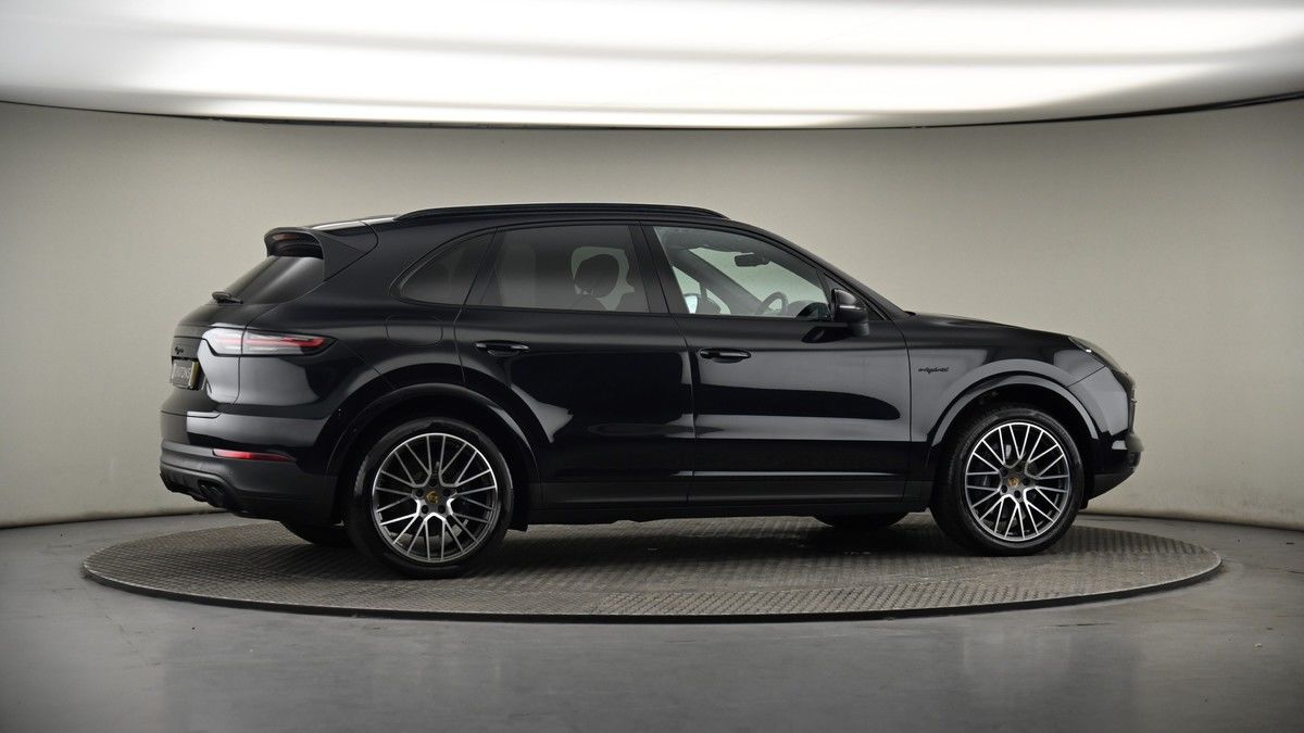 More views of Porsche Cayenne