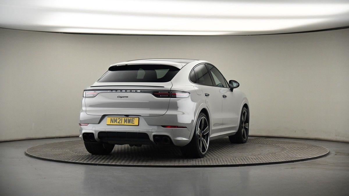 More views of Porsche Cayenne