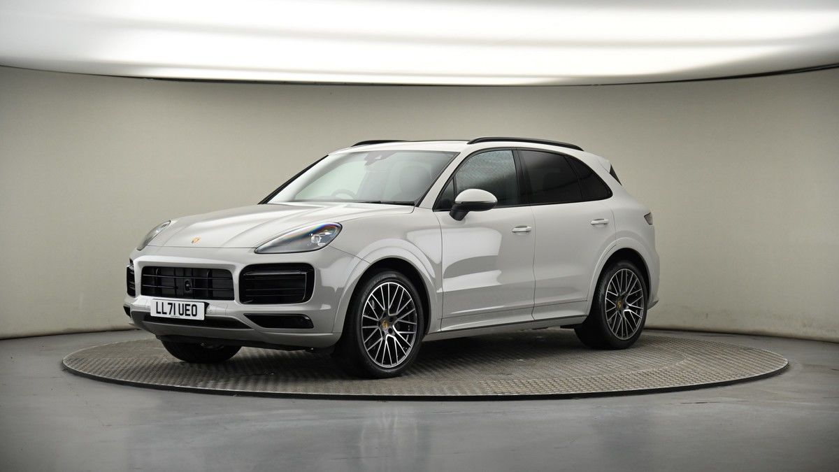 More views of Porsche Cayenne