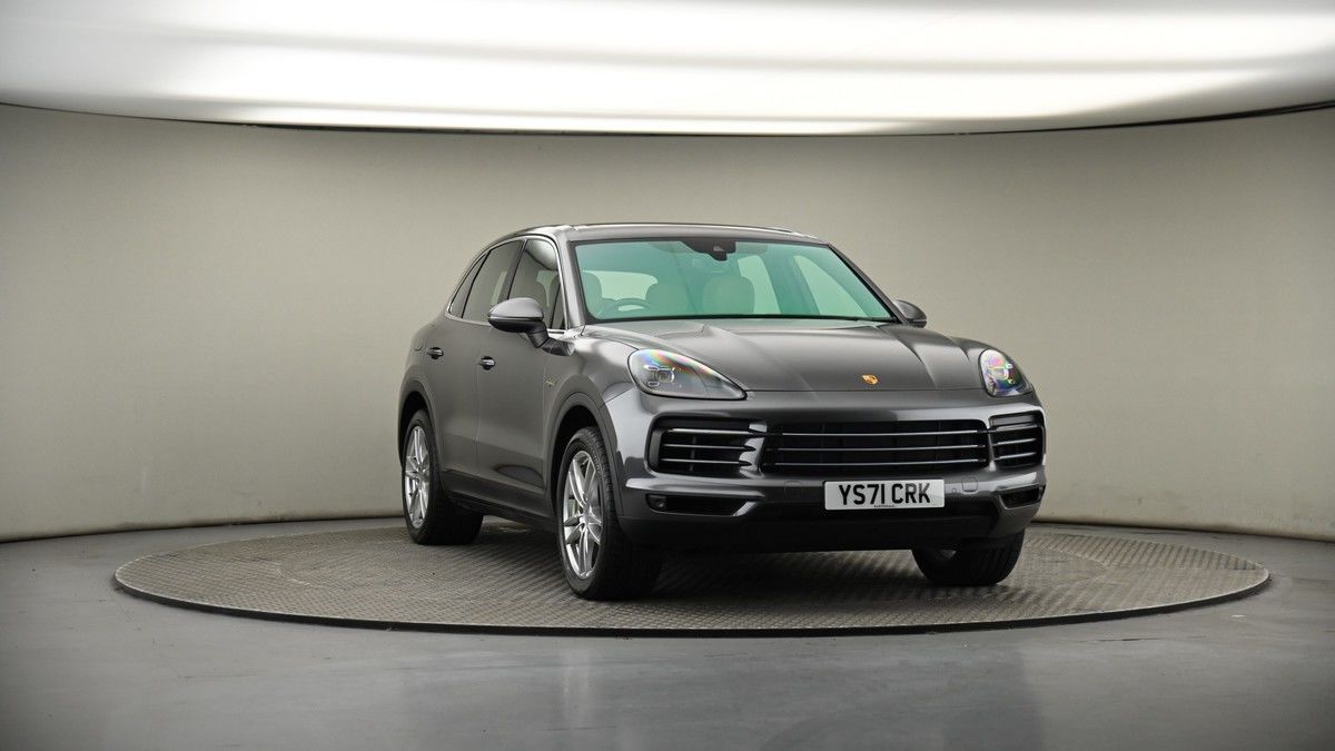 More views of Porsche Cayenne
