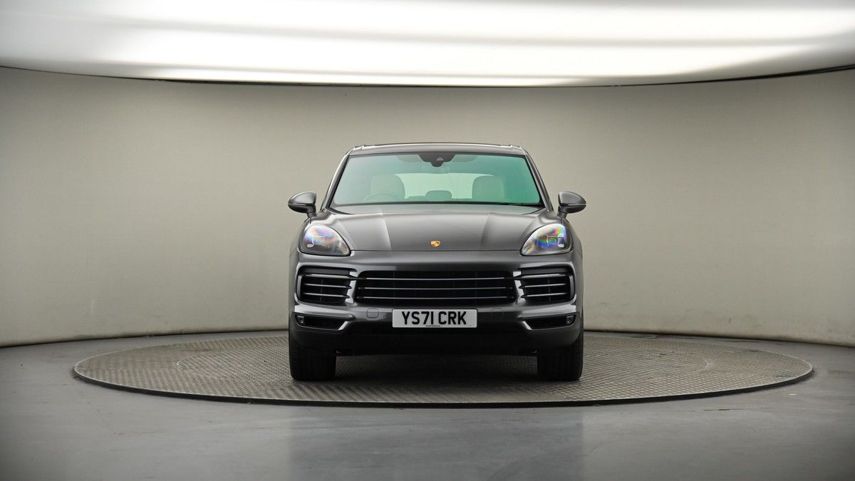Porsche Cayenne Image 18