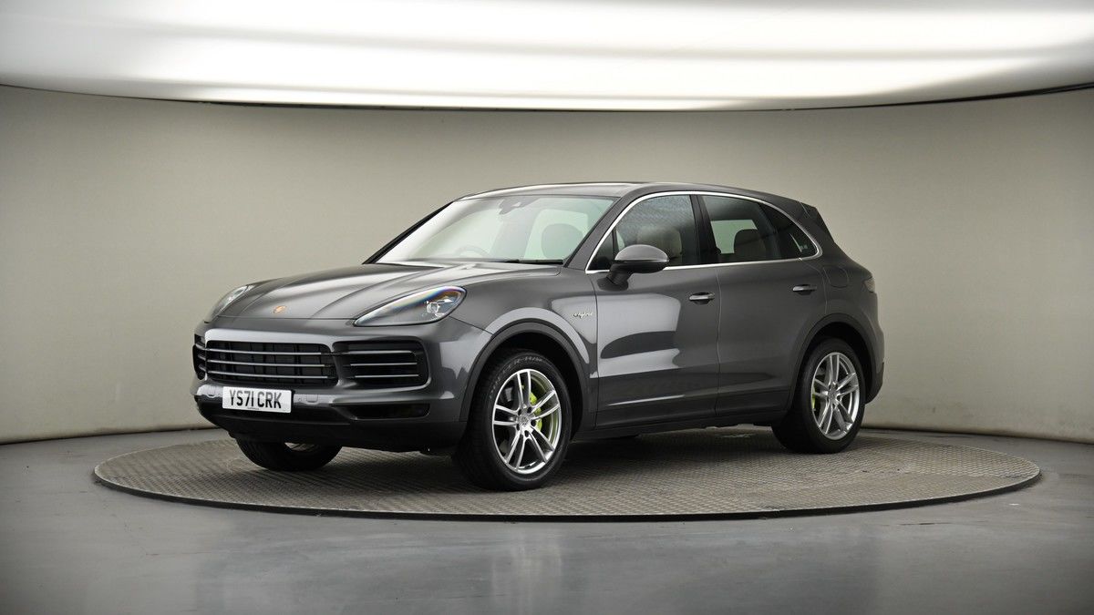 More views of Porsche Cayenne