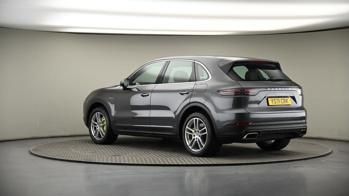 More views of Porsche Cayenne
