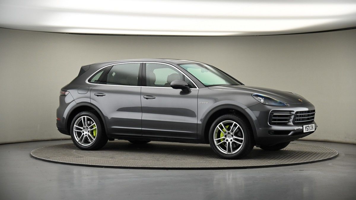 Porsche Cayenne Image 6