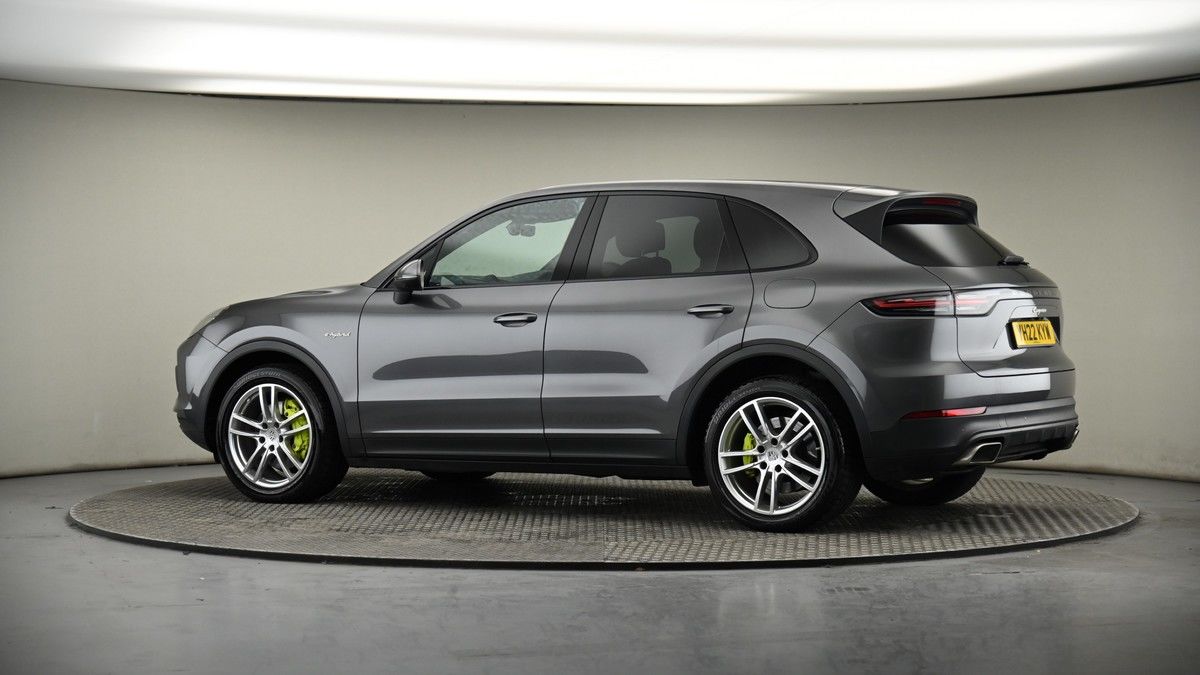 More views of Porsche Cayenne